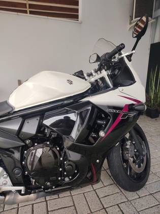 SUZUKI GSX 650 F 
